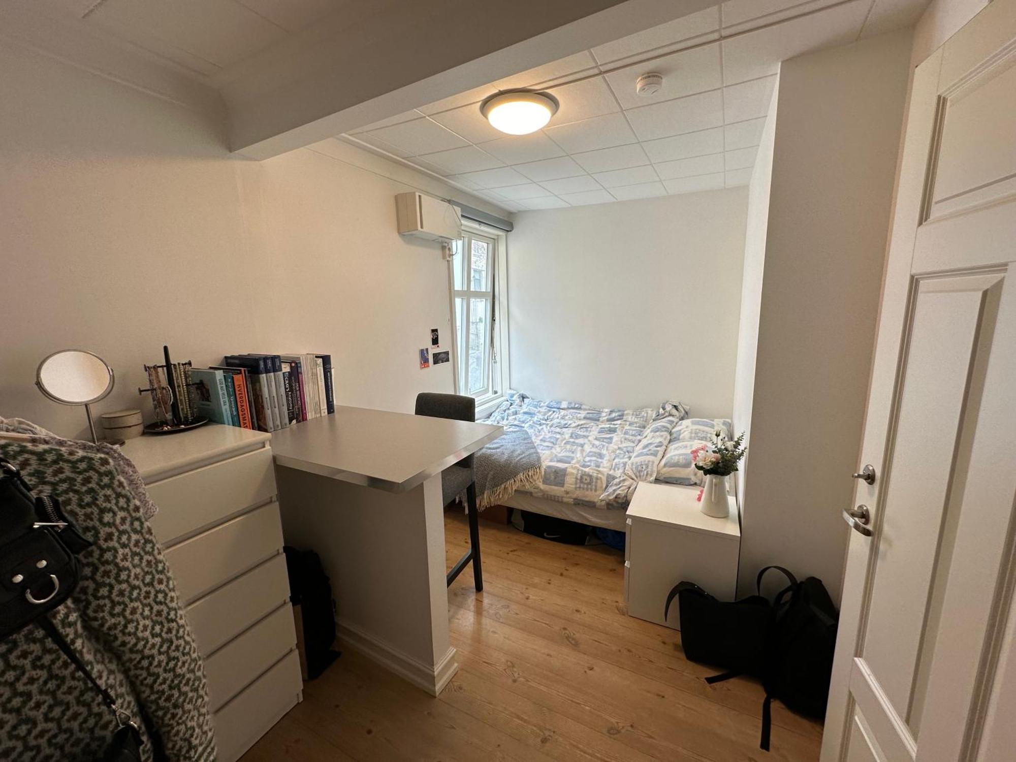 Apartament Sjarmerende Bolig Like Ved Togstasjonen Bergen Zewnętrze zdjęcie