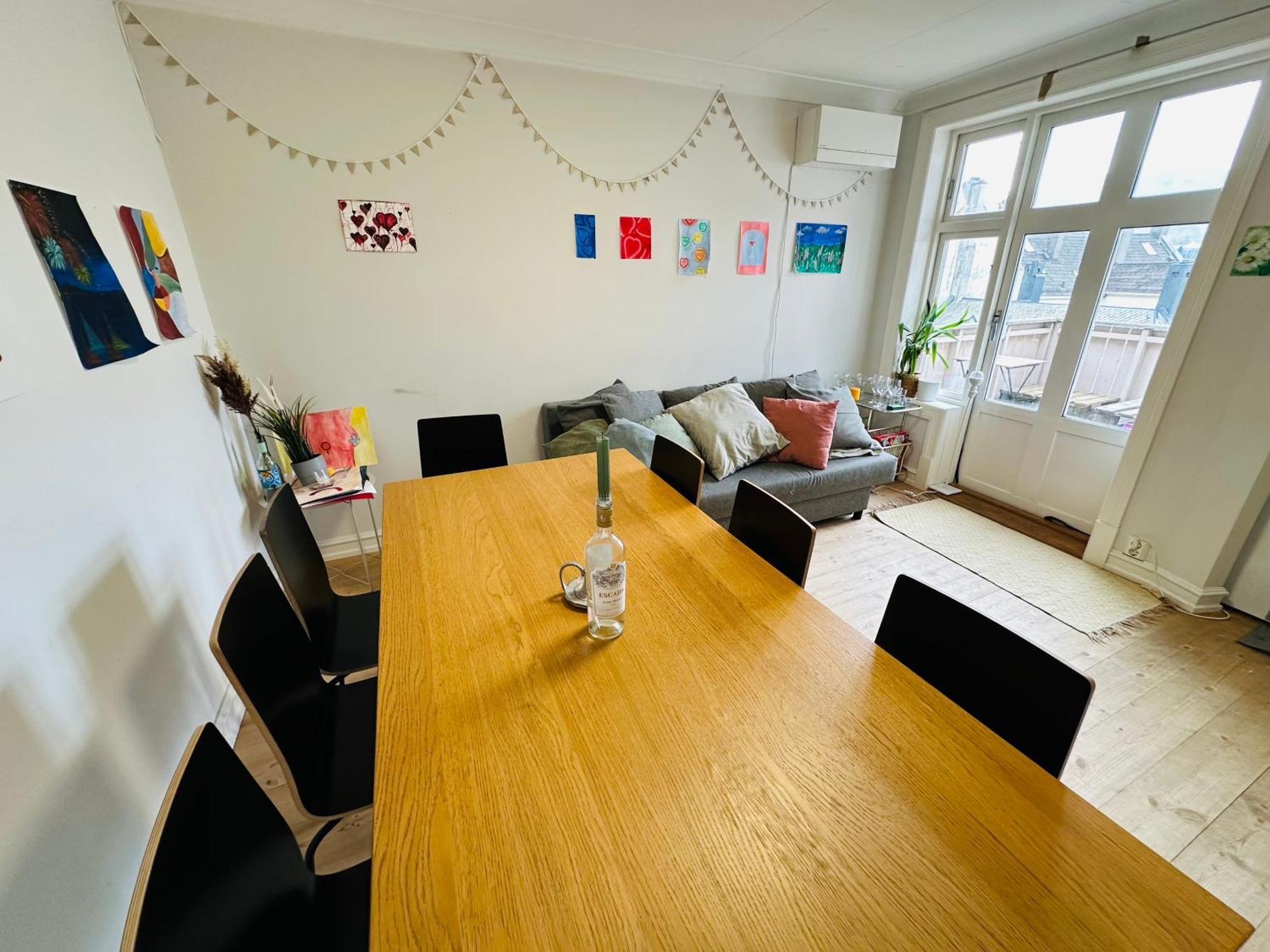 Apartament Sjarmerende Bolig Like Ved Togstasjonen Bergen Zewnętrze zdjęcie